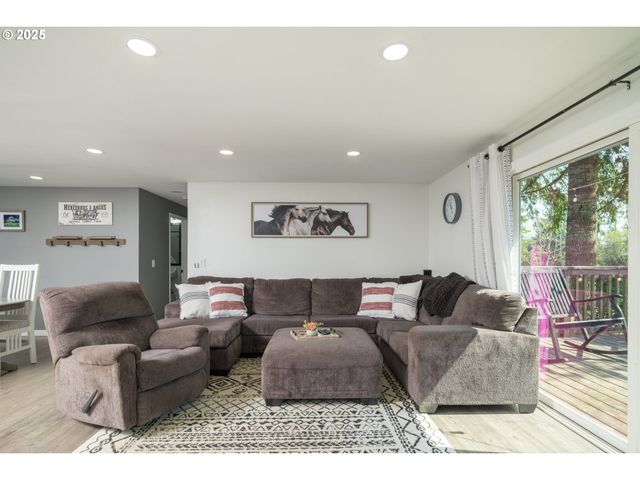 35443 WILEY Ln, Astoria, OR 97103