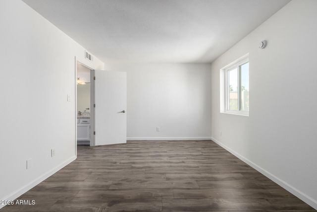 9275 E MISSION Lane 207, Scottsdale, AZ 85258