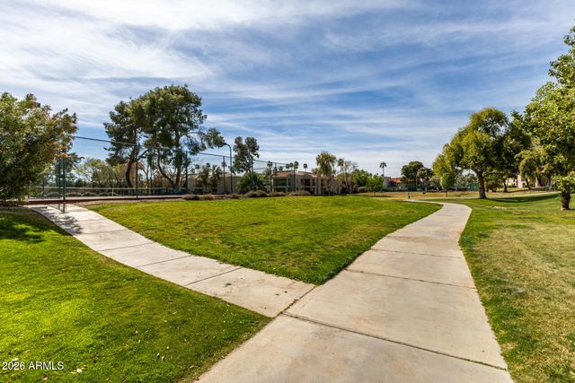 9275 E MISSION Lane 207, Scottsdale, AZ 85258