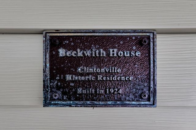 2908 Indianola Avenue, Columbus, OH 43202