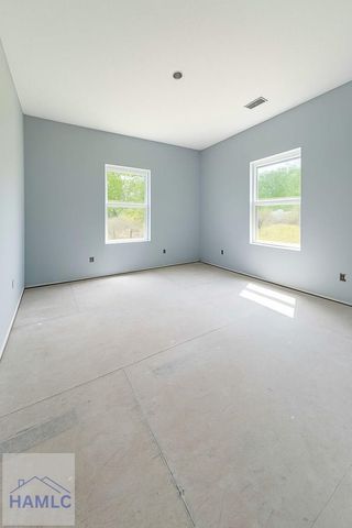 97 Shirley Lane, Glennville, GA 30427