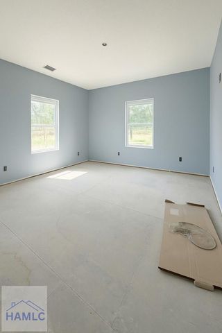 97 Shirley Lane, Glennville, GA 30427