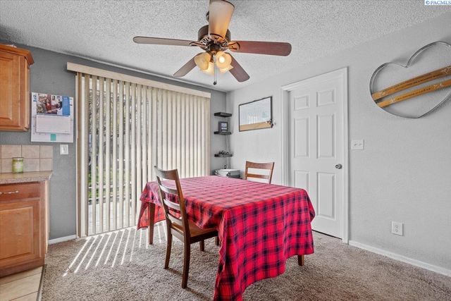 7019 W Bonnie Ave, Kennewick, WA 99336