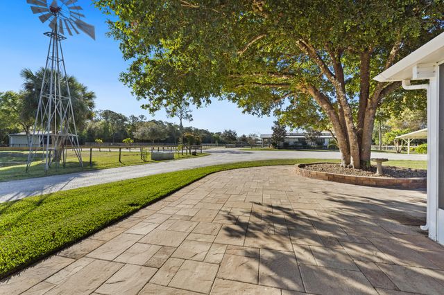 5148 SW Quail Hollow Street, Palm City, FL 34990