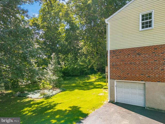 974 FRANCIS CIR, West Chester, PA 19382