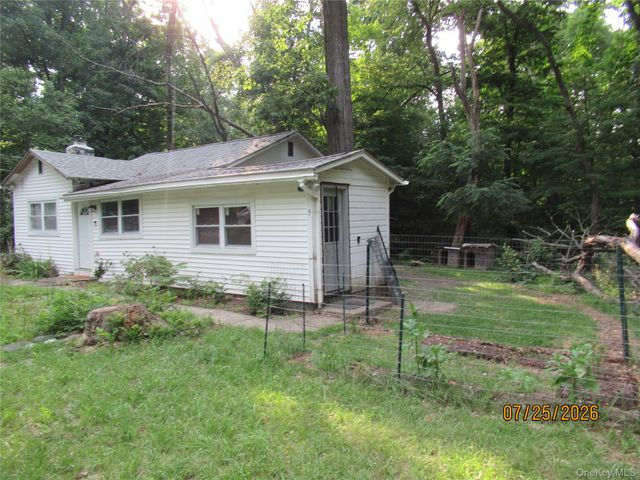 5 Point O Pine 5, Monroe, NY 10950