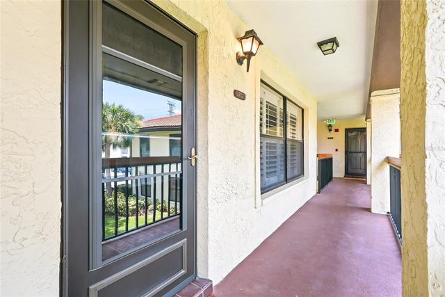 1712 HAMMOCK PINE BOULEVARD 1712, Clearwater, FL 33761