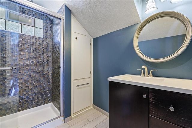 8315 Paseo Boulevard, Kansas City, MO 64131