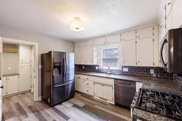 8315 Paseo Boulevard, Kansas City, MO 64131