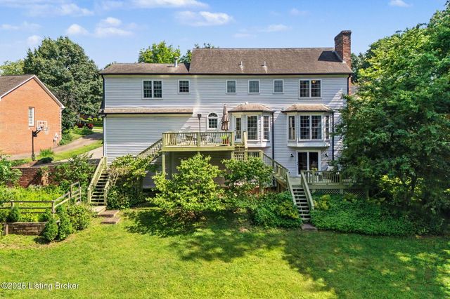 6903 Chartwell Ct, Louisville, KY 40241
