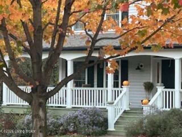 6903 Chartwell Ct, Louisville, KY 40241