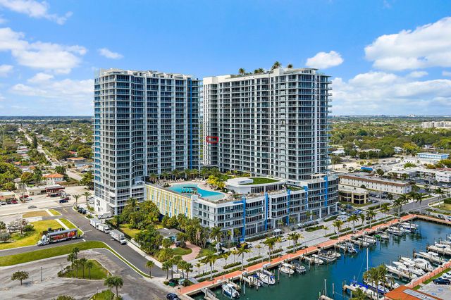 220 Lake Shore Drive 1219, Lake Park, FL 33403