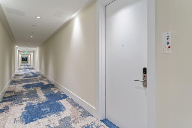 220 Lake Shore Drive 1219, Lake Park, FL 33403