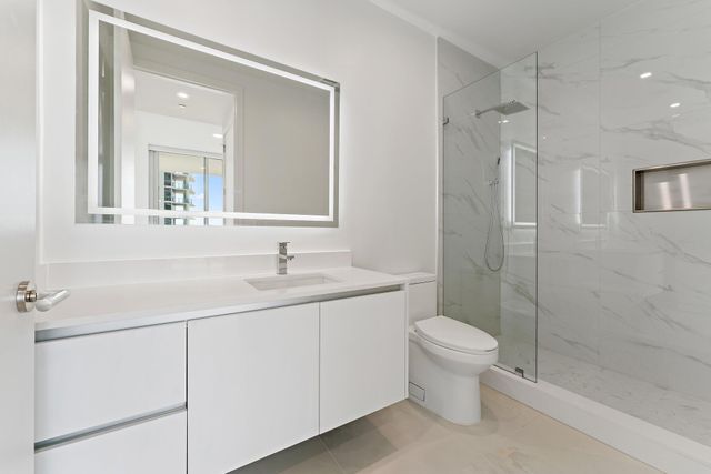 220 Lake Shore Drive 1219, Lake Park, FL 33403