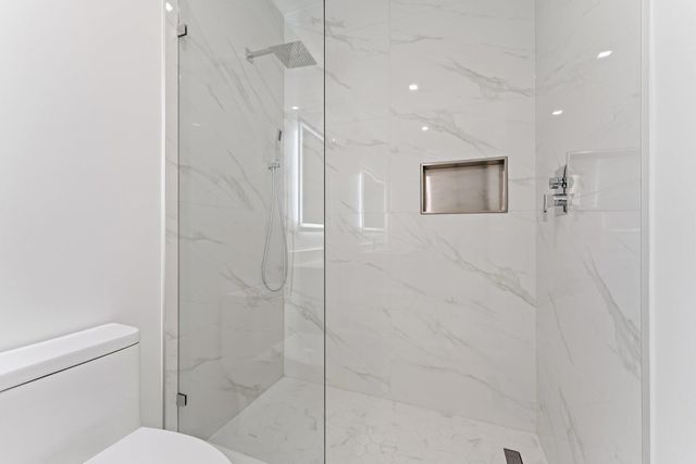 220 Lake Shore Drive 1219, Lake Park, FL 33403