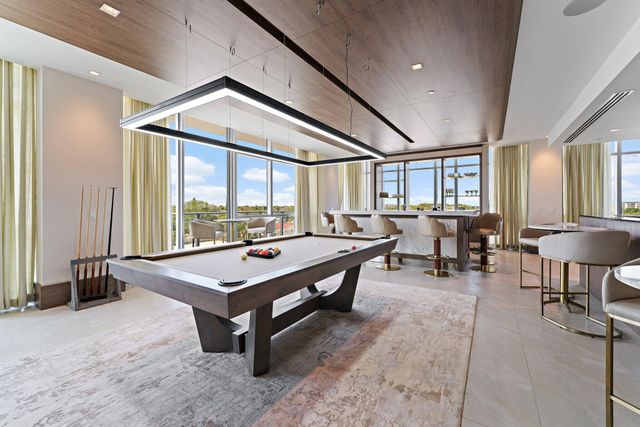 220 Lake Shore Drive 1219, Lake Park, FL 33403