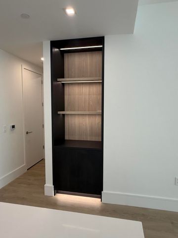 220 Lake Shore Drive 1219, Lake Park, FL 33403