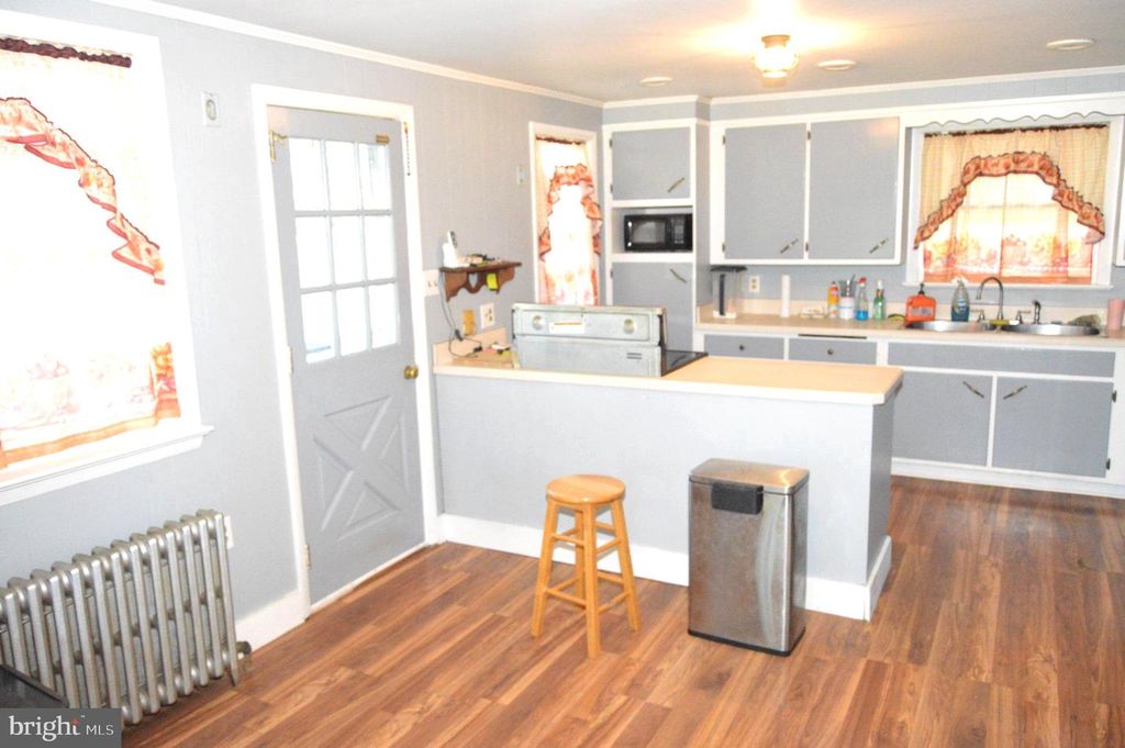 999 HUFFS CHURCH RD, ALBURTIS, PA 18011 — photo 5