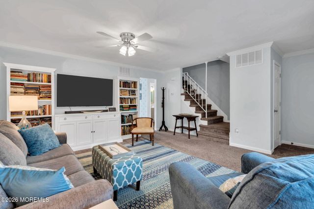 809 Birch Street, Lakehurst, NJ 08733