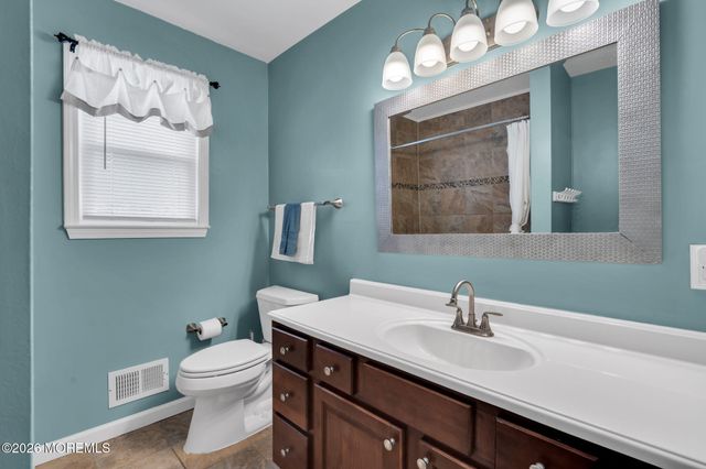 809 Birch Street, Lakehurst, NJ 08733