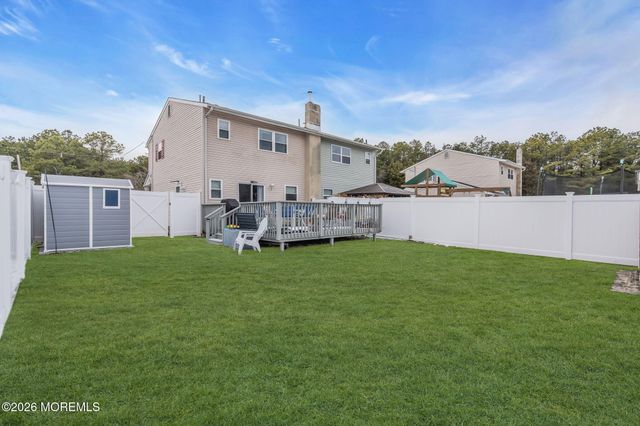 809 Birch Street, Lakehurst, NJ 08733