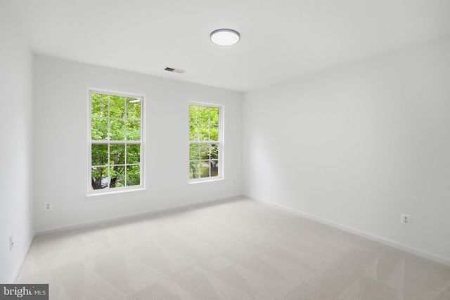 15405 MILTON HALL PL, Manassas, VA 20112