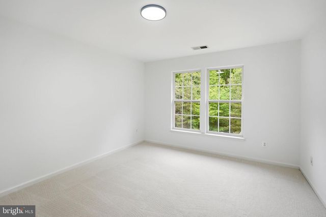 15405 MILTON HALL PL, Manassas, VA 20112