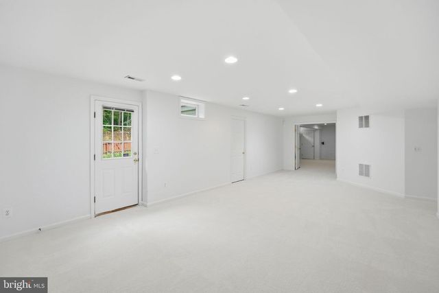15405 MILTON HALL PL, Manassas, VA 20112