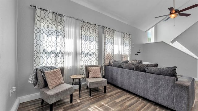 728 W BELMAR STREET, Lakeland, FL 33803