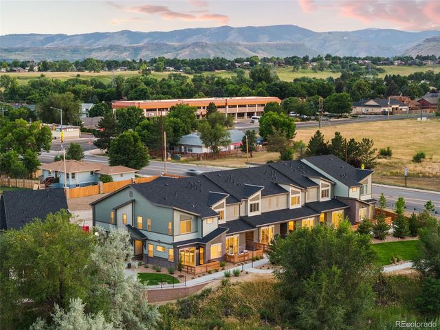 12291 W 58th Court, Arvada, CO 80004