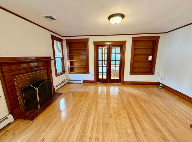 37 Spring Street 37, Lexington, MA 02421