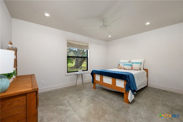 50 S Bear Creek Road, Liberty Hill, TX 78642