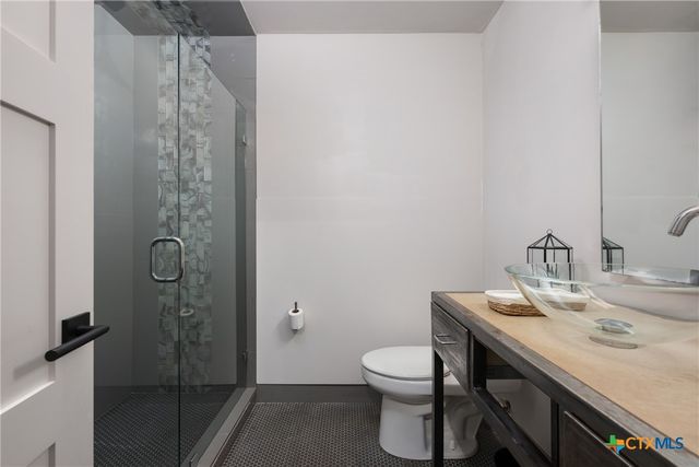 50 S Bear Creek Road, Liberty Hill, TX 78642