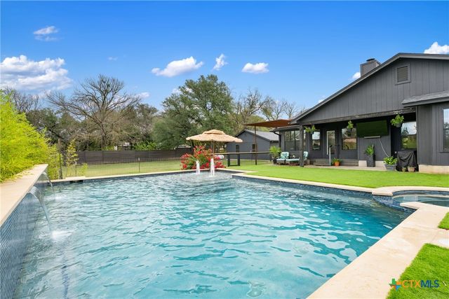 50 S Bear Creek Road, Liberty Hill, TX 78642