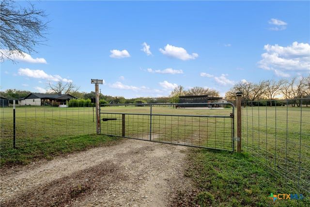 50 S Bear Creek Road, Liberty Hill, TX 78642