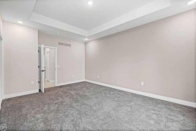 6519 Jamie Lane, Grand Blanc, MI 48439