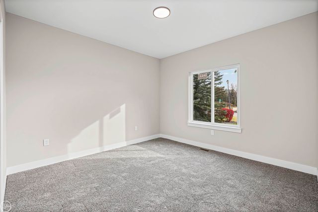 6519 Jamie Lane, Grand Blanc, MI 48439