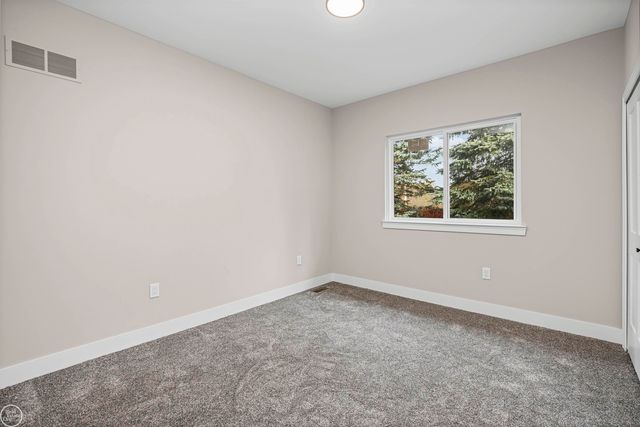 6519 Jamie Lane, Grand Blanc, MI 48439