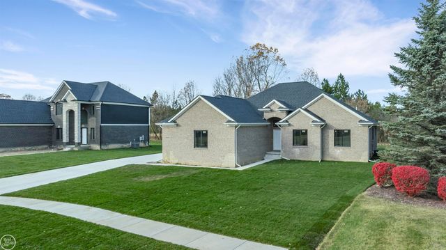 6519 Jamie Lane, Grand Blanc, MI 48439