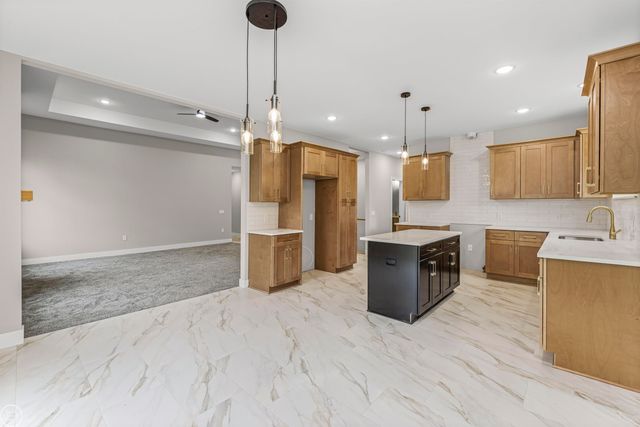 6519 Jamie Lane, Grand Blanc, MI 48439