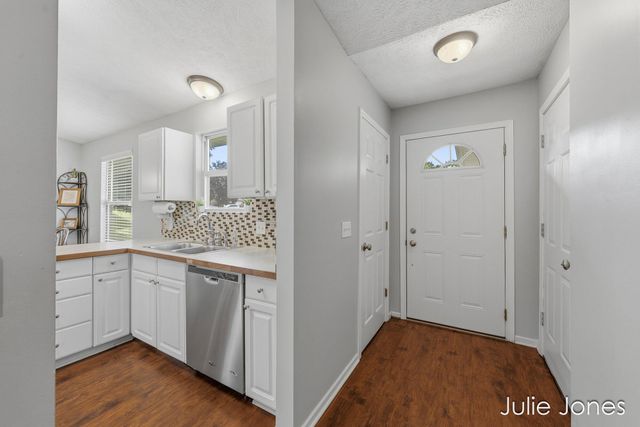 1554 Wakely Street Ne, City Of Grand Rapids, MI 49505