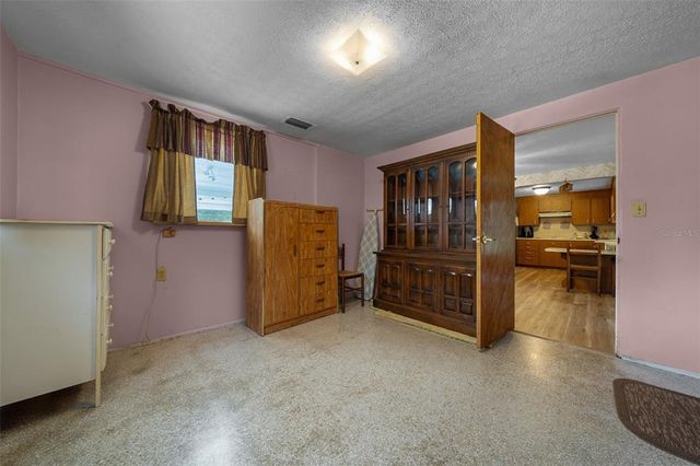 23737 NW MALLARD AVENUE, Dunnellon, FL 34431