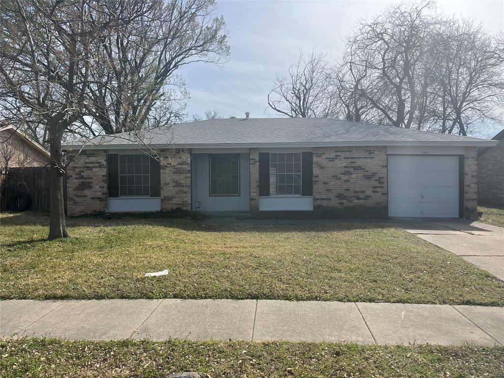 1314 Janann Avenue, Arlington, TX 76014