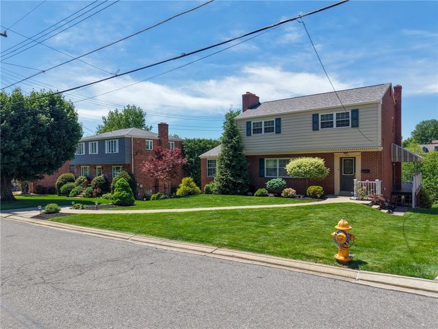 226 Coleen Dr, Pleasant Hills, PA 15236