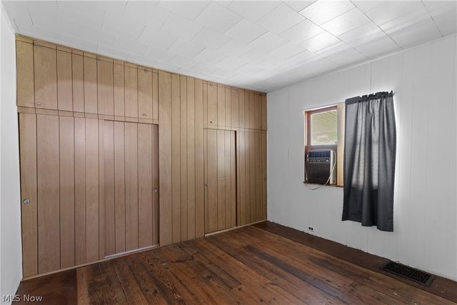 23339 W 23rd Street, Bellaire, OH 43906
