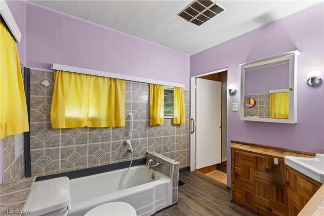 23339 W 23rd Street, Bellaire, OH 43906