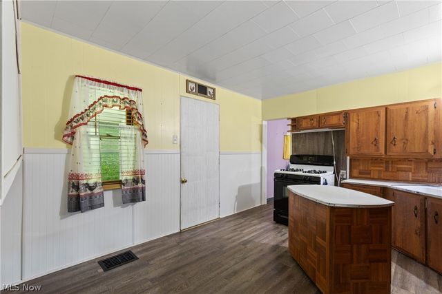 23339 W 23rd Street, Bellaire, OH 43906