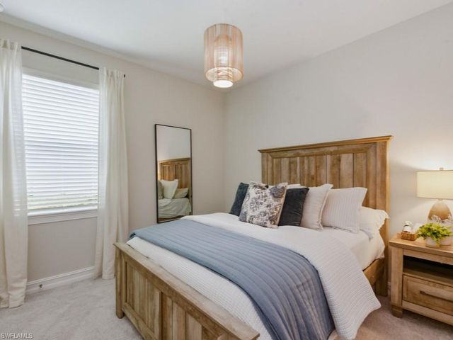 496 Polihale WAY, Naples, FL 34114