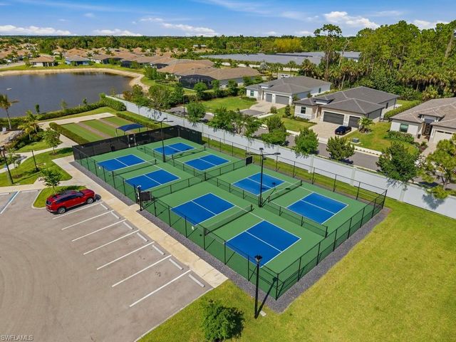 496 Polihale WAY, Naples, FL 34114