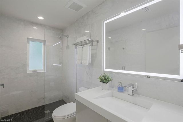 796 Ketch DR, Naples, FL 34103